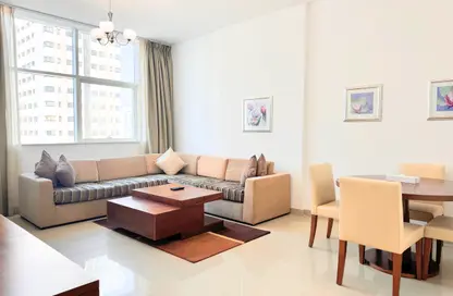 Apartment - 2 Bedrooms - 2 Bathrooms for rent in Pearl MAAM Residence - Sultan Bin Zayed the First Street - Muroor Area - Abu Dhabi