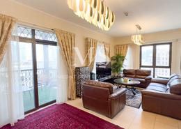 Living Room image for: Apartment - 3 bedrooms - 4 bathrooms for rent in Zanzebeel 4 - Zanzebeel - Old Town - Dubai, Image 1