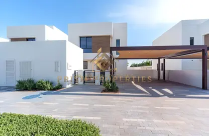 Villa - 5 Bedrooms - 6 Bathrooms for rent in Noya Luma - Noya - Yas Island - Abu Dhabi