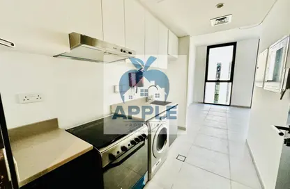 Apartment - Studio - 1 Bathroom for rent in The Link - East Village - Aljada - Sharjah