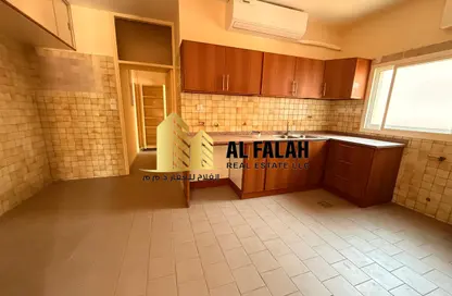 تاون هاوس - 4 غرف نوم - 4 حمامات للايجار في الرفاعة - الحيرة - الشارقة