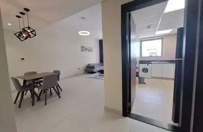 Apartment - 1 Bedroom - 2 Bathrooms for rent in Jumeirah Garden City - Al Satwa - Dubai