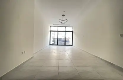 Apartment - 2 Bedrooms - 3 Bathrooms for rent in Al Warqa'a - Dubai