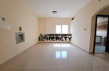 Apartment - 1 Bedroom - 2 Bathrooms for rent in Zakhir Tower 1 - Zakhir Towers - Al Taawun - Sharjah