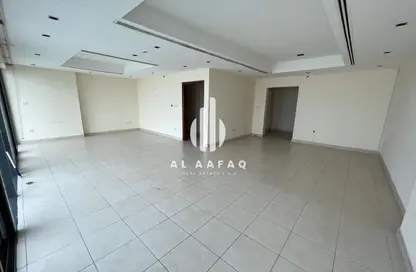 Apartment - 3 Bedrooms - 5 Bathrooms for rent in Al Mamzar - Al Mamzar - Sharjah - Sharjah