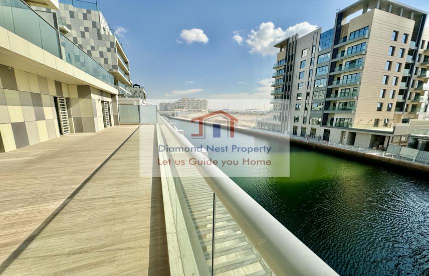 Apartment for Sale in Al Raha Lofts Scenic Canal Retreat Immaculate 4 Master Bedrooms