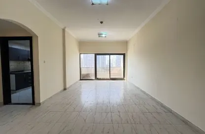 شقة - 2 غرف نوم - 3 حمامات للايجار في بلو 1 - النهدة 2 - النهدة - دبي - دبي