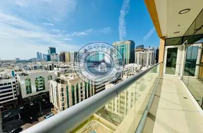 Apartment - 3 Bedrooms - 4 Bathrooms for rent in United Square - Al Khalidiya - Abu Dhabi