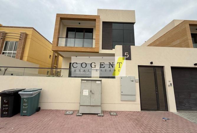 Luxurious Villa | Bright &amp; Spacious | Driver Room