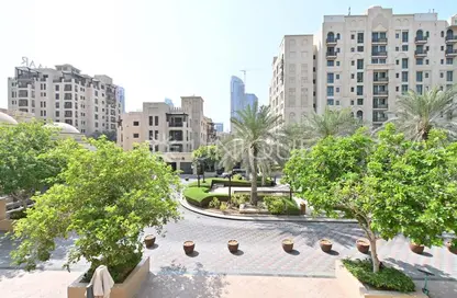 Outdoor Building image for: Apartment - 1 Bedroom - 2 Bathrooms for sale in Yansoon 8 - Yansoon - Old Town - Dubai, Image 1