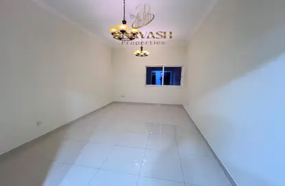 شقة - غرفة نوم - 2 حمامات للايجار في بناية برلين - 4 الورسان - الورسان - دبي