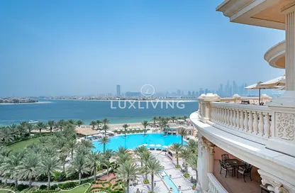 Pool image for: Villa - 4 Bedrooms - 6 Bathrooms for sale in Raffles The Palm - The Crescent - Palm Jumeirah - Dubai, Image 1