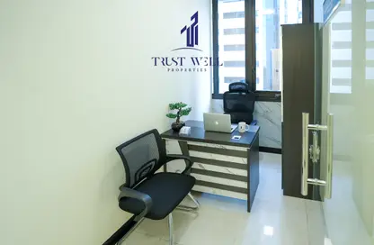 Office Space - Studio - 2 Bathrooms for rent in Dar Al Salam Building - Corniche Road - Abu Dhabi