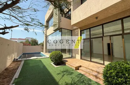 Villa - 5 Bedrooms - 6 Bathrooms for rent in Jumeirah 3 - Jumeirah - Dubai