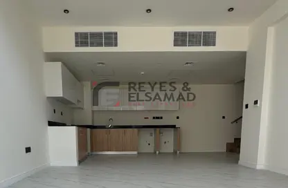 Townhouse - 3 Bedrooms - 5 Bathrooms for rent in Rukan 3 - Dubai Land - Dubai