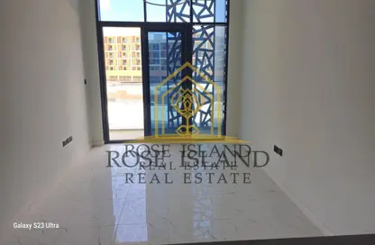 Apartment - 2 Bedrooms - 3 Bathrooms for sale in The Gate - Masdar City - Abu Dhabi