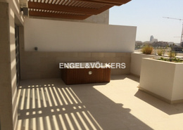 دوبلكس - 2 غرف نوم - 4 حمامات للبيع في فيلا مايرا - قرية الجميرا سركل - دبي