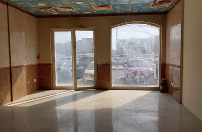 Shop - Studio - 1 Bathroom for rent in Y-21 - England Cluster - International City - Dubai