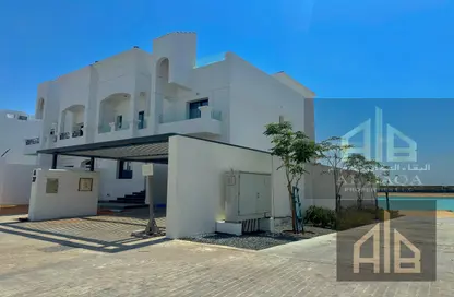 Villa - 5 Bedrooms - 7 Bathrooms for sale in Sun Island - Ajmal Makan City - Sharjah Waterfront City - Sharjah