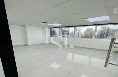 Fully Fitted Office| With Partitions | Near Metro