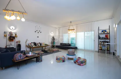 فيلا - 5 غرف نوم - 5 حمامات للبيع في فيلات القرهود - منطقة القرهود - دبي