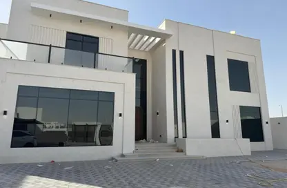 Villa - 5 Bedrooms - 6 Bathrooms for rent in Madinat Al Riyad - Abu Dhabi