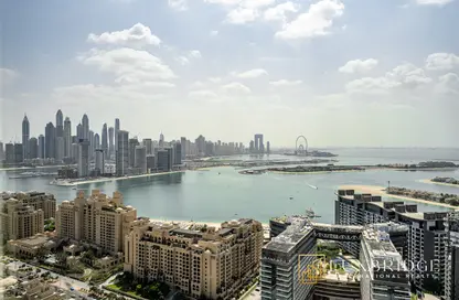 Apartment - Studio - 1 Bathroom for rent in The Palm Tower - Palm Jumeirah - Dubai