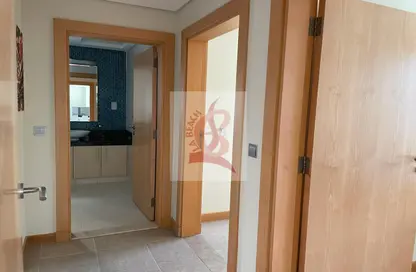 Apartment - 3 Bedrooms - 4 Bathrooms for rent in Shoreline Apartments - Palm Jumeirah - Dubai