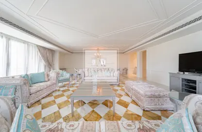 Apartment - 3 Bedrooms - 4 Bathrooms for rent in Palazzo Versace - Culture Village - Dubai