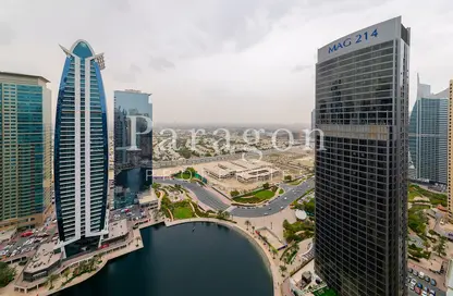Apartment - 3 Bedrooms - 3 Bathrooms for rent in Green Lake Tower 1 - Green Lake Towers - Jumeirah Lake Towers - Dubai