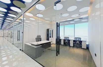 Business Centre - Studio - 4 Bathrooms for rent in Health care City - Dubai Healthcare City - Bur Dubai - Dubai