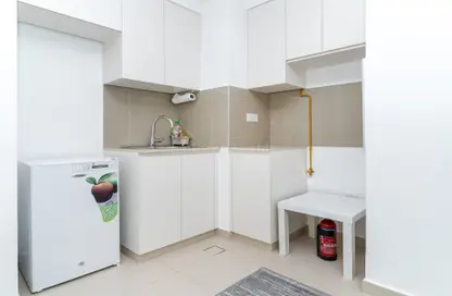 شقة - 1 حمام للايجار في 4A شقق زهرة النسيم - زهرة بريز أبارتمنتس 4 - شقق زهرة النسيم - تاون سكوير - دبي