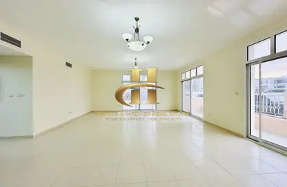 شقة - 2 غرف نوم - 3 حمامات للايجار في مابل 1 - حدائق الإمارات 2 - قرية الجميرا سركل - دبي