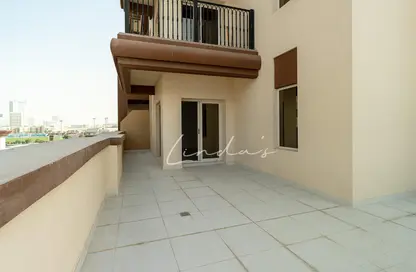 شقة - 2 غرف نوم - 3 حمامات للبيع في طراز عربي - مساكن القناه المائية - مدينة دبي الرياضية - دبي