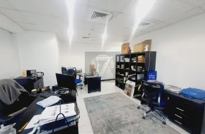 Office Space - Studio - 4 Bathrooms for rent in Aspin Tower - Sheikh Zayed Road - Dubai