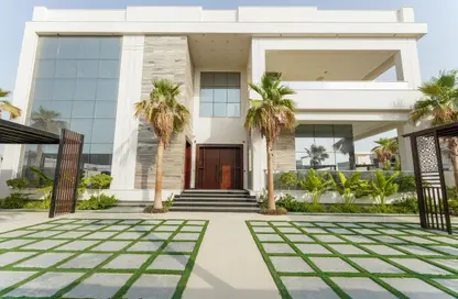 Villa - 6 Bedrooms - 7+ Bathrooms for sale in West Yas - Yas Island - Abu Dhabi