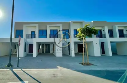 تاون هاوس - 2 غرف نوم - 3 حمامات للايجار في فيلات ماربيلا الثانية - ماربيا - ميناء العرب - راس الخيمة - رأس الخيمة