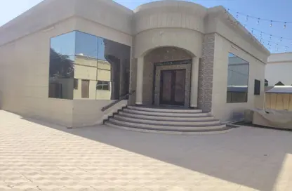 فيلا - 3 غرف نوم - 4 حمامات للايجار في الرفاع - رأس الخيمة فيلا - 3 غرف نوم - 4 حمامات للايجار في الرفاع - رأس الخيمة