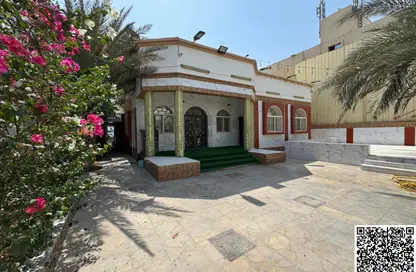 فيلا - 4 غرف نوم - 5 حمامات للايجار في فلل الروضة 2 - 2  الروضة - الروضة - عجمان