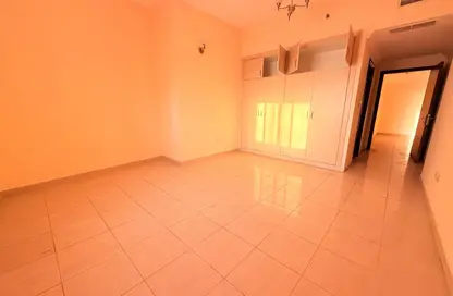 شقة - 2 غرف نوم - 2 حمامات للايجار في المجاز 3 - المجاز - الشارقة