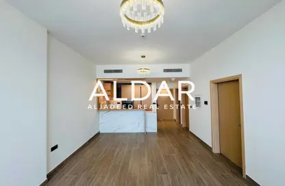 شقة - غرفة نوم - 2 حمامات للايجار في آورا من جروفي - قرية الجميرا سركل - دبي