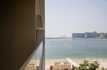 Apartment - 1 Bedroom - 2 Bathrooms for sale in Grand Bleu Tower 1 - EMAAR Beachfront - Dubai Harbour - Dubai