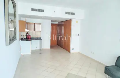 شقة - 1 حمام للايجار في برج سي - ذا كريسنت - مدينة دبي للإنتاج (اي ام بي زد) - دبي شقة - 1 حمام للايجار في برج سي - ذا كريسنت - مدينة دبي للإنتاج (اي ام بي زد) - دبي