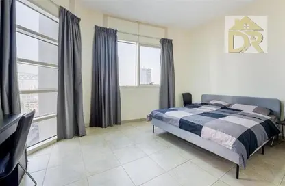 Apartment - 2 Bedrooms - 3 Bathrooms for sale in Lake Shore Tower - Lake Allure - Jumeirah Lake Towers - Dubai