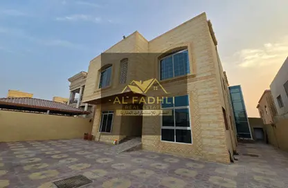 Villa - 5 Bedrooms - 7 Bathrooms for rent in Al Rawda 1 - Al Rawda - Ajman