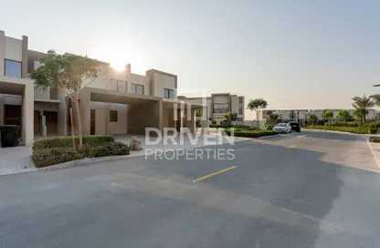 تاون هاوس - 4 غرف نوم - 4 حمامات للايجار في لا فايوليتا 2 - لا فيوليتا - فيلا نوفا - دبي لاند - دبي