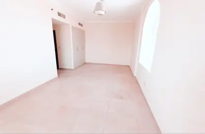 Apartment - 2 Bedrooms - 3 Bathrooms for rent in Plaza Residences 2 - Plaza Residences - Jumeirah Village Circle - Dubai