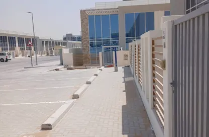 Townhouse - 2 Bedrooms - 2 Bathrooms for rent in Rukan 3 - Dubai Land - Dubai