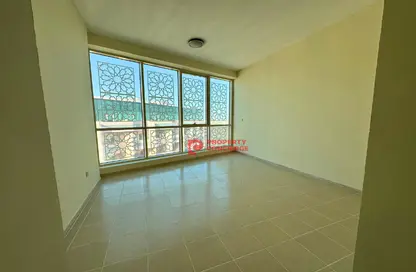 Apartment - Studio - 1 Bathroom for rent in The Gardens Buildings - The Gardens - Dubai