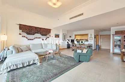 Apartment - 1 Bedroom - 2 Bathrooms for rent in Al Dabas - Shoreline Apartments - Palm Jumeirah - Dubai